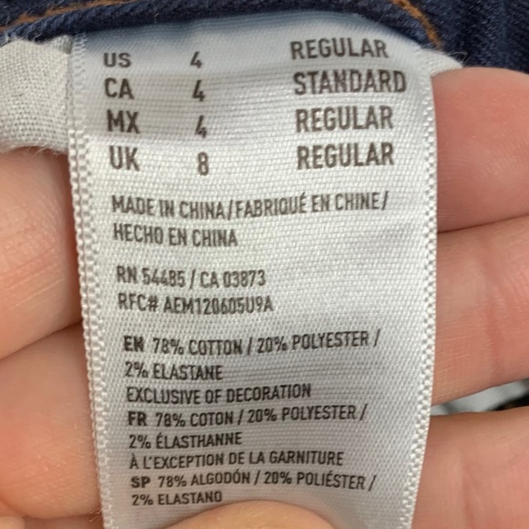 American Eagle Hi-Rise Jegging Crop in Dark Wash - Picture 5 of 5